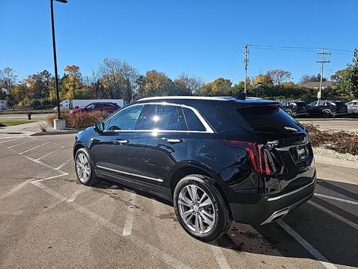 2024 Cadillac XT5 Premium Luxury