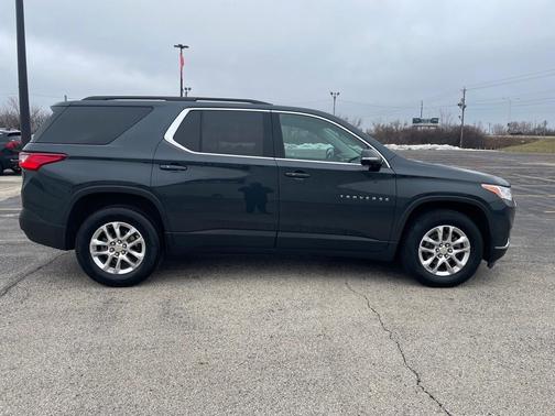 2020 Chevrolet Traverse LT Fleet