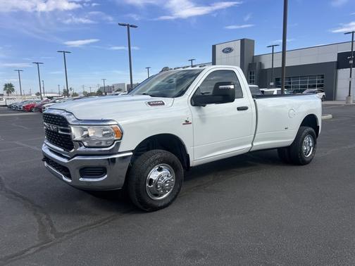 Bright White Clearcoat 2024 RAM 3500 TRADESMAN