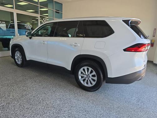 2024 Toyota Grand Highlander 