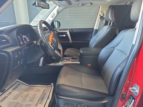 2024 Toyota 4Runner SR5 PREMIUM