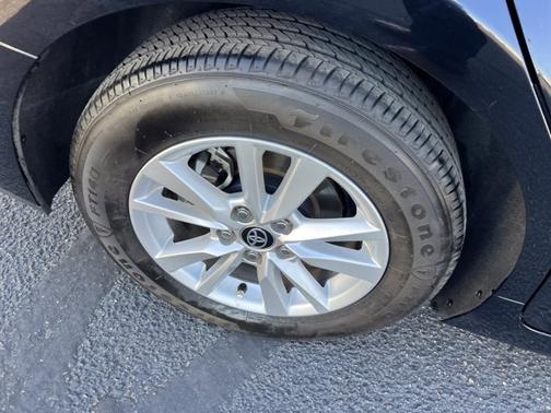 White 2025 Toyota Camry SE
