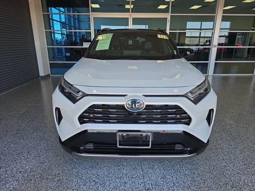 2024 Toyota RAV4 XSE