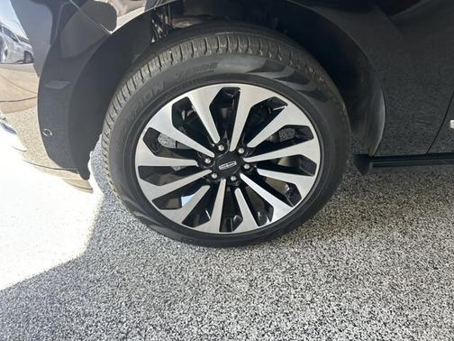 2024 Lincoln Navigator L RESERVE