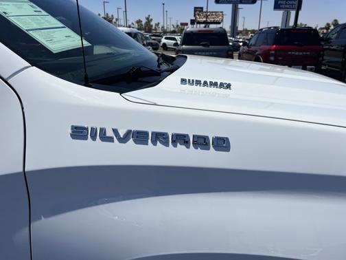 Summit White 2024 Chevrolet Silverado 1500 LT