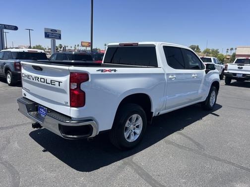 Summit White 2024 Chevrolet Silverado 1500 LT
