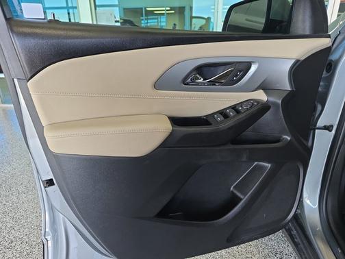 2023 Chevrolet Traverse LS W/1LS