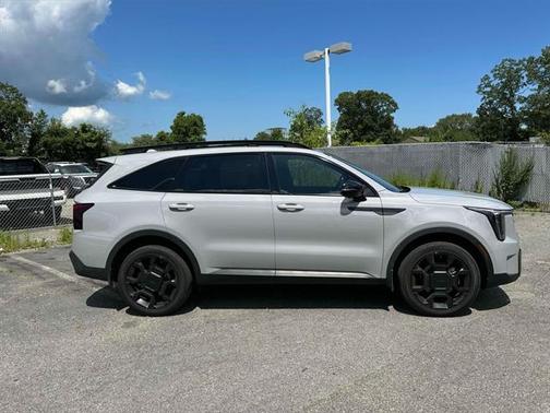2025 Kia Sorento SX
