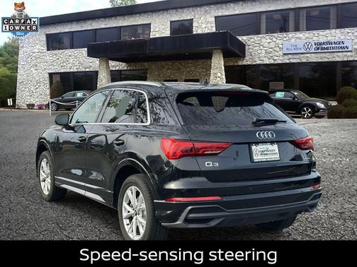 2024 Audi Q3 Premium 45 TFSI S line quattro Tiptronic