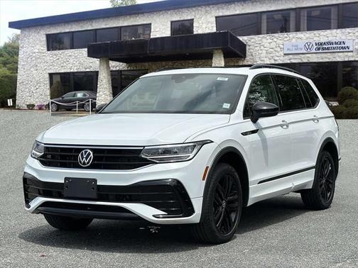 2022 Volkswagen Tiguan 2.0T SE R-Line Black 4MOTION