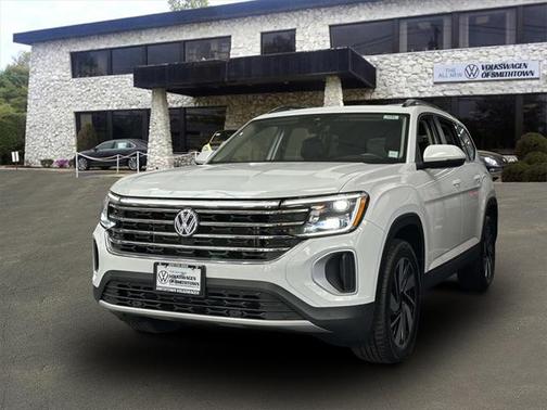 2024 Volkswagen Atlas 2.0T SE w/Technology 4MOTION