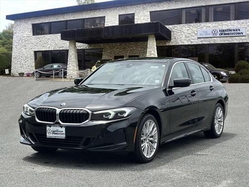 2024 BMW 330 i xDrive