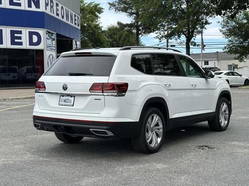 2022 Volkswagen Atlas 3.6L SE w/Technology