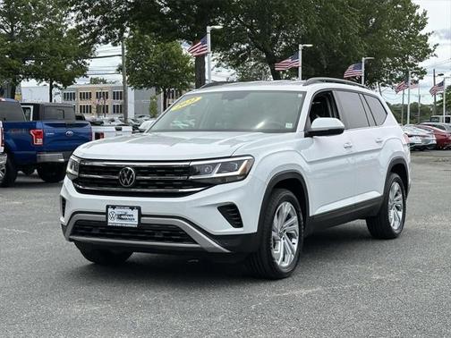 2022 Volkswagen Atlas 3.6L SE w/Technology