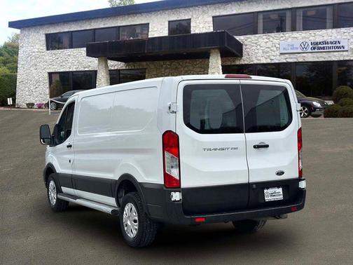 2023 Ford Transit-250 Base