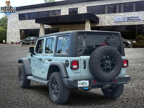 Earl Clearcoat 2024 Jeep Wrangler 4xe Willys