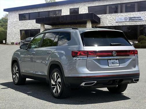 2024 Volkswagen Atlas 2.0T SE w/Technology 4MOTION