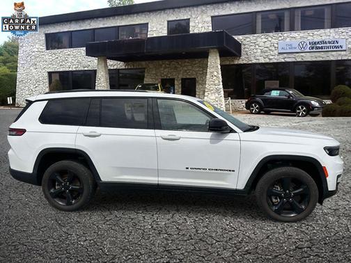 Bright White Clearcoat 2023 Jeep Grand Cherokee L Limited