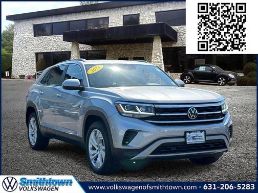 Silver Metallic 2021 Volkswagen Atlas Cross Sport 3.6L V6 SEL