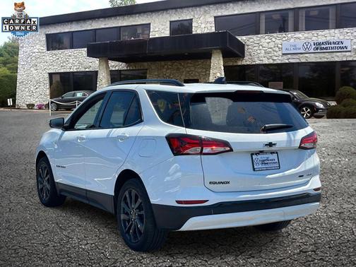 Summit White 2024 Chevrolet Equinox AWD RS