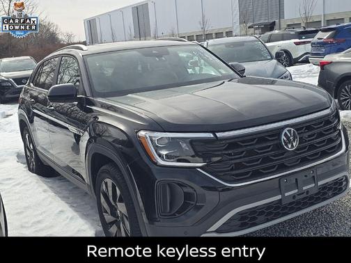 2024 Volkswagen Atlas Cross Sport 2.0T SE w/Technology 4MOTION
