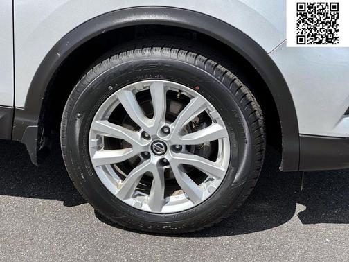 2022 Nissan Rogue Sport S