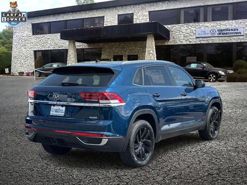 Tourmaline Blue Metallic 2022 Volkswagen Atlas Cross Sport 3.6L V6 SE w/Technology