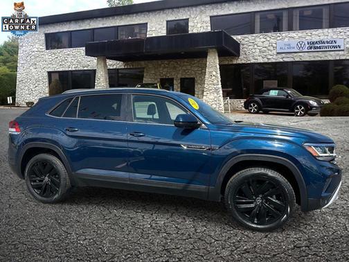 Tourmaline Blue Metallic 2022 Volkswagen Atlas Cross Sport 3.6L V6 SE w/Technology