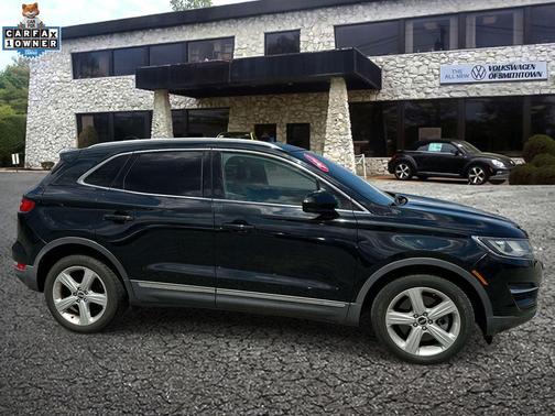 Black Velvet 2017 Lincoln MKC Premiere