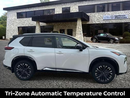 2024 Nissan Rogue Platinum