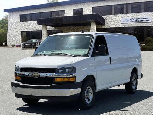 2022 Chevrolet Express 2500 RWD 2500 Regular Wheelbase WT