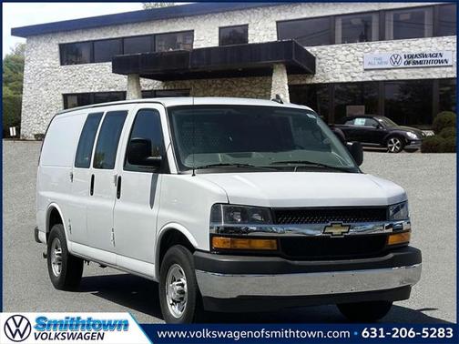 2022 Chevrolet Express 2500 RWD 2500 Regular Wheelbase WT