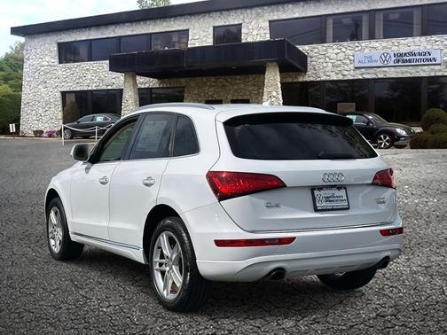 2017 Audi Q5 2.0T Premium Plus