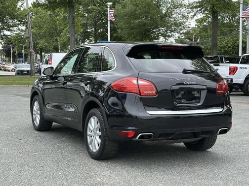 2011 Porsche Cayenne Base