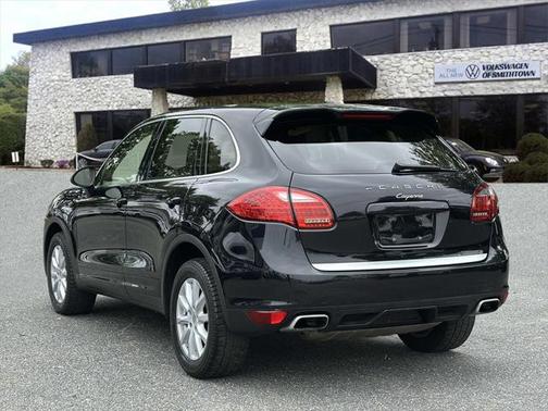 2011 Porsche Cayenne Base