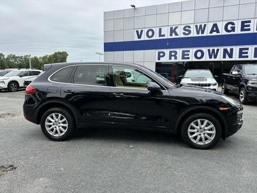 2011 Porsche Cayenne Base