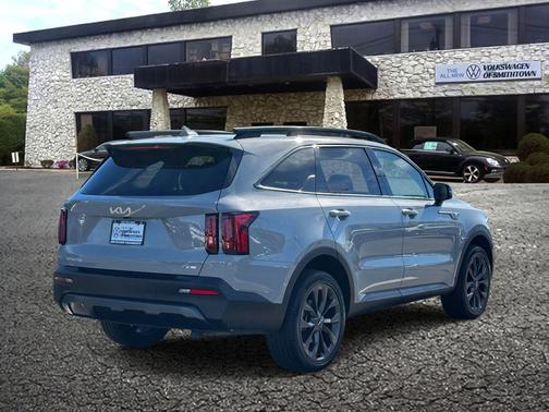 2023 Kia Sorento EX