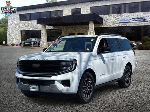 Oxford White 2025 Ford Expedition Platinum