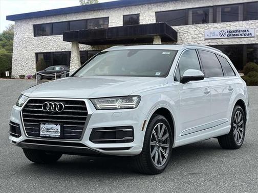 2019 Audi Q7 45 Premium Plus