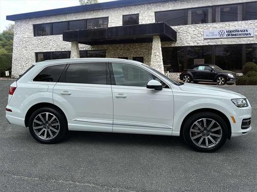 2019 Audi Q7 45 Premium Plus