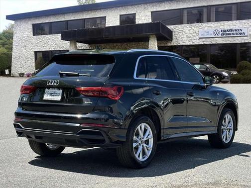 2024 Audi Q3 Premium 45 TFSI S line quattro Tiptronic