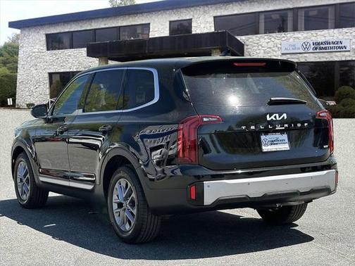 2023 Kia Telluride LX