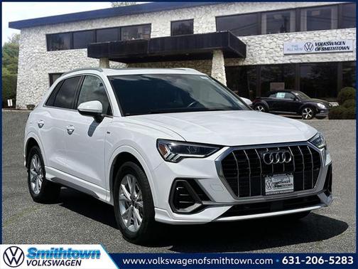 2024 Audi Q3 Premium 45 TFSI S line quattro Tiptronic