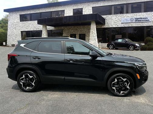 2025 Kia Seltos EX