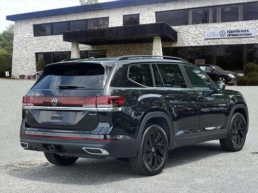 2025 Volkswagen Atlas 2.0T SE w/Technology 4MOTION