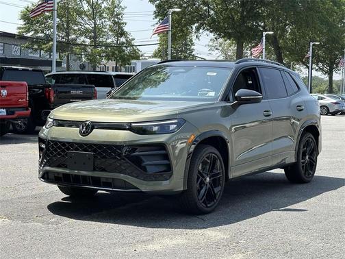2025 Volkswagen Tiguan 2.0T SE R-Line Black 4MOTION