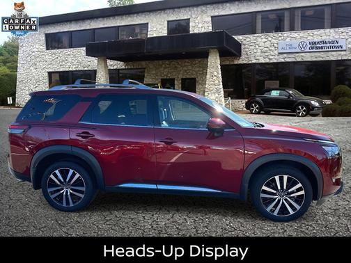 2025 Nissan Pathfinder Platinum 4WD