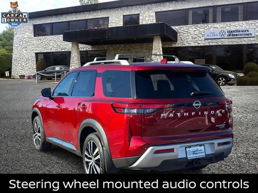 2025 Nissan Pathfinder Platinum 4WD