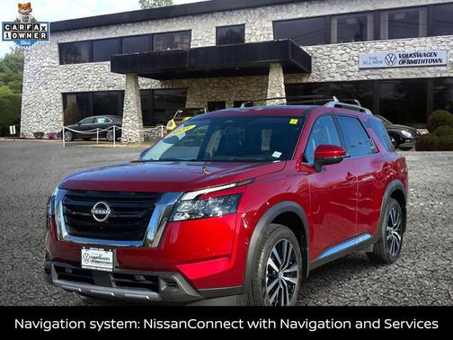 2025 Nissan Pathfinder Platinum 4WD