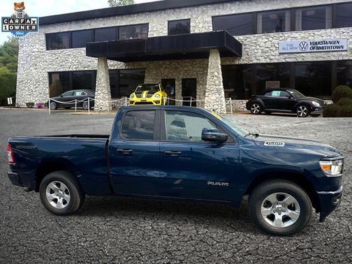 Patriot Blue Pearlcoat 2023 RAM 1500 Big Horn/Lone Star